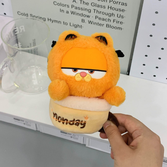 Garfield Family Working Week Series Mystery Boxes-Monday