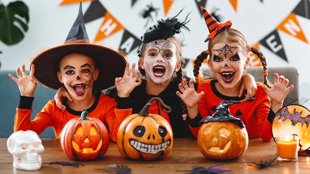 Kroeger Cooperated with Spain’s M.O.M. Fun Company for Halloween Products