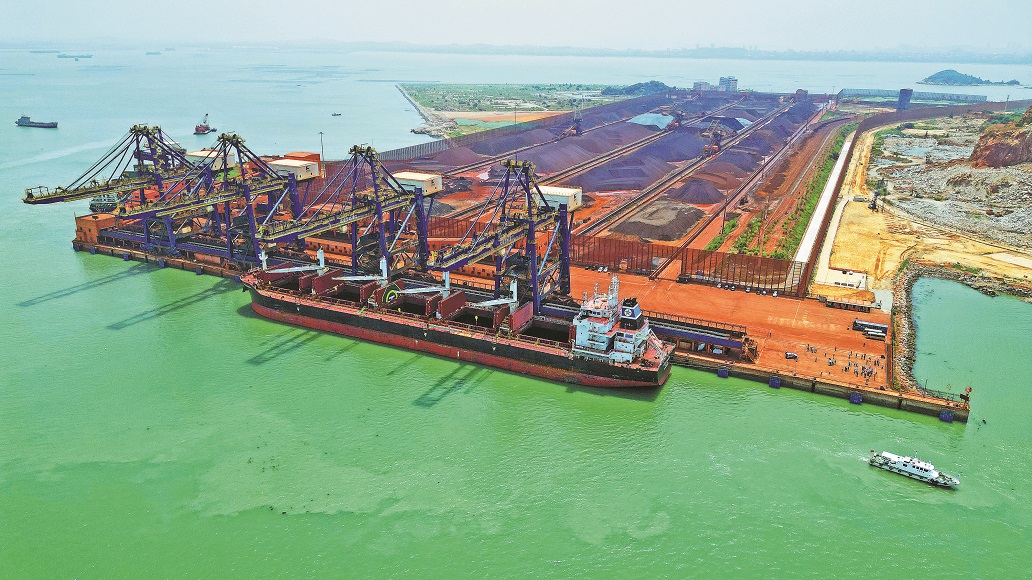 Chinese economy witnesses steady growth in H1, prospects look bright